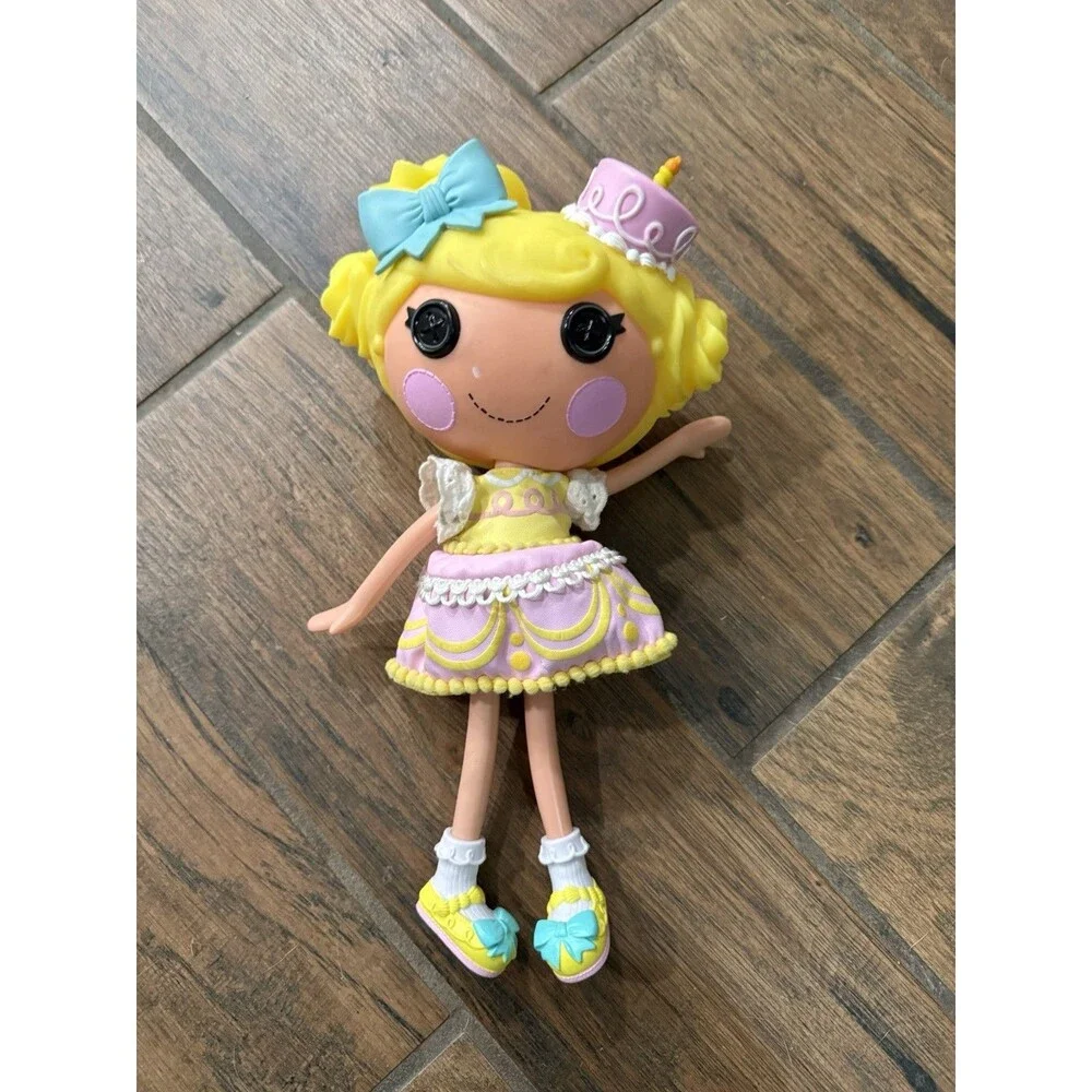 Lalaloopsy Candle Slice O Cake Full Size Doll with Outfit 12